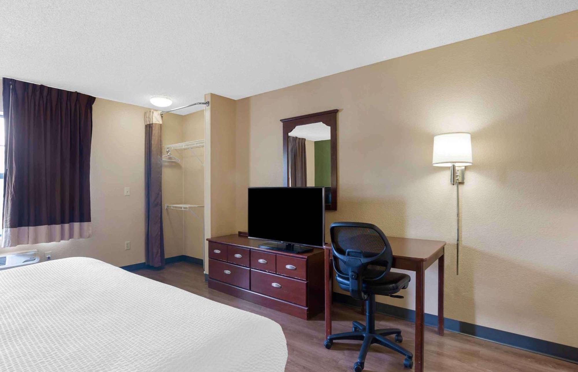 Extended Stay America Suites - Edison - Raritan Center Eksteriør bilde